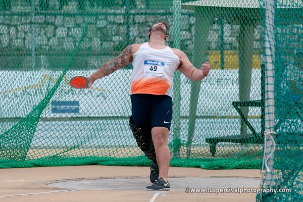 Aled Davies throwing a discus