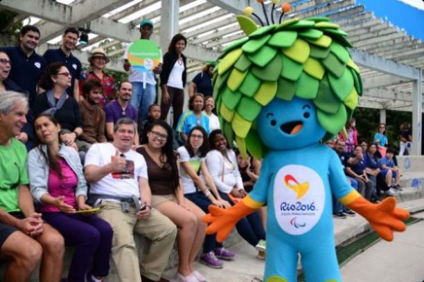 Rio 2016 mascot Tom - 1 year to go Rio 2016 Paralympic Games mascot Tom warmed up the crowd at the Paralympic Festival.