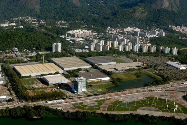 Riocentro Riocentro is the city's main exhibition and convention centre and it is located near the Olympic Park.