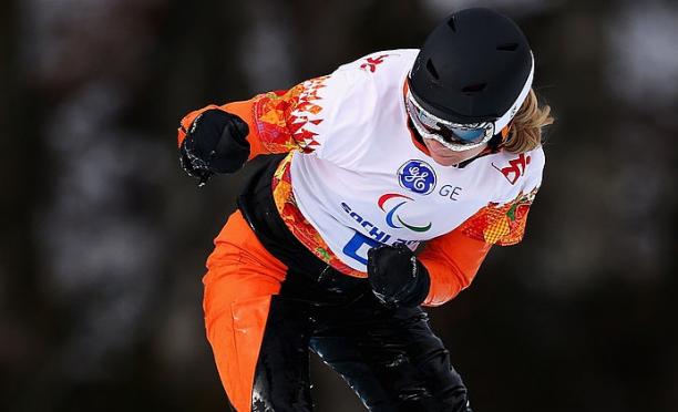 Lisa Bunschoten - Sochi 2014 a female para snowboarder