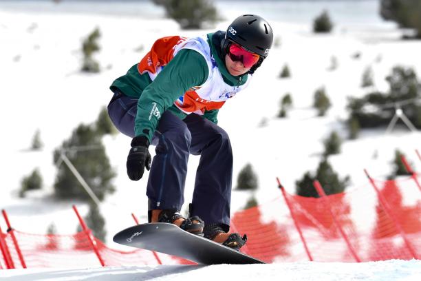 Lisa Bunschoten - La Molina 2019 female Para snowboarder Lisa Buschoten riding the banked slalom