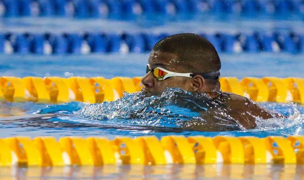 Lorenzo Perez Escalona swimming breaststroke in a pool