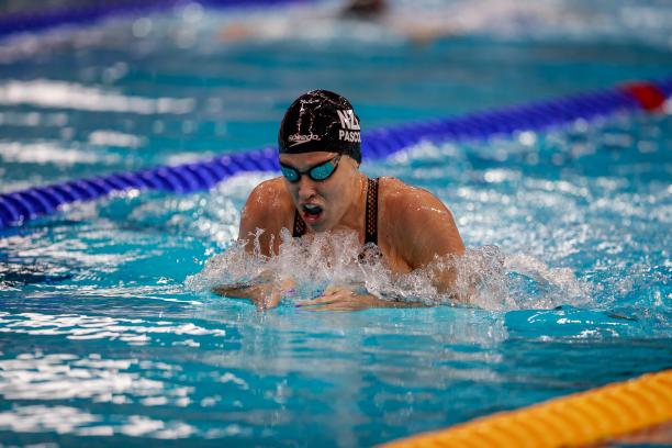 Sophie Pascoe - New Zealand - Singapore 2019 Para Swimming World Series A woman swimming breaststroke