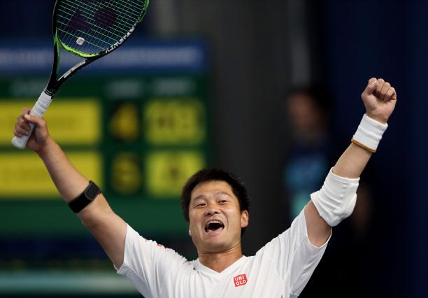 Shingo Kunieda - British Open 2019 Japanese wheelchair tennis player Shingo Kunieda lifts his arms after winning the final