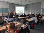 Representatives from 26 nations attended a meeting in Bonn in May 2016 to discuss a number of subjects regarding the future of IPC Alpine Skiing and IPC Snowboard.