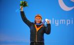 Bibian Mentel-Spee holds medal high
