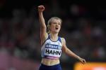 Sophie Hahn of Great Britain celebrates winning the gold medal in the Women's 200m T38 Final at the London 2017 World Para Athletics Championships.