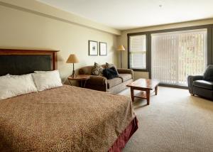 Panorama Mountain Resort Studio